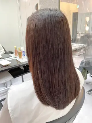 セミロング 髪質改善× ハイライト溝江のヘアスタイル