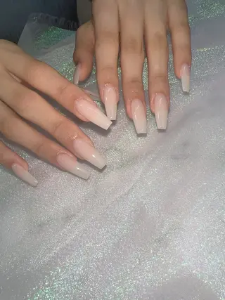 ネイル Hey🌈NAIL 長さ出し専門店のネイルデザイン