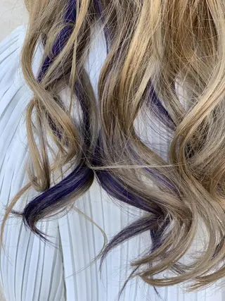 カラー 鈴木 理香のヘアスタイル