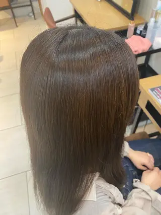 ロング あやめ【顔まわり/レ イヤー/柔らかカラ】のヘアスタイル