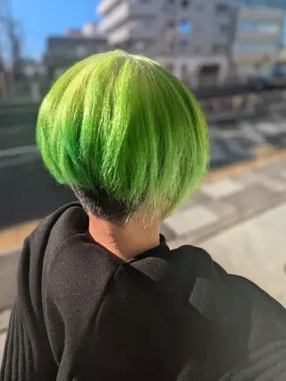 ショート カラー jiji by Mops所属・☘️ママ美容師✄寺 石❇️平日限定❇️のヘアスタイル