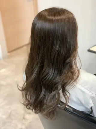 セミロング カラー ナチュラル🧡可愛い MINAMIのヘアスタイル