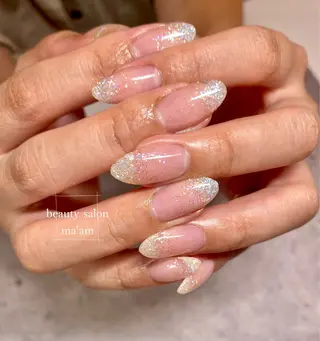 ネイル beauty salon ma'am所属・chihiro 小路ネイルのネイルデザイン