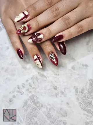 ネイル WINK所属・吉澤 響香のネイルデザイン