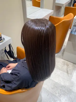 カラー 石井美羽 NEROのヘアスタイル