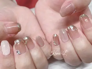 ネイル 芦辺 香奈のネイルデザイン