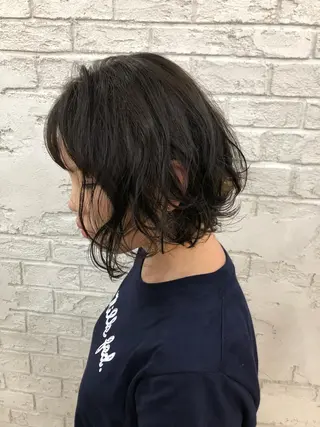 ミディアム 美髪・髪質改善🌟 山口博史のヘアスタイル