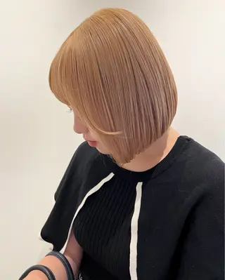 ショート カラー 垢抜けハイトーン×ブ ロウリストAZUKIのヘアスタイル