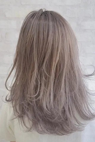 ミディアム カラー ハイトーンカラー RYUのヘアスタイル