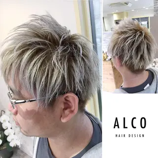 ショート カラー メンズ ワタイショウタ 髪質改善✨眉毛サロンのヘアスタイル