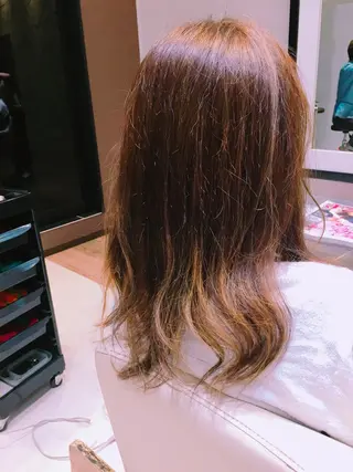 カラー アンダーバーホワイト_WHITE所属・_WHITE芝本 賢吾【天王寺店】のヘアスタイル