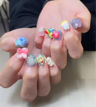 ネイル AngelChris ビューティーサロンのネイルデザイン