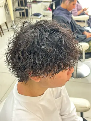 パーマ メンズ 髪質改善/艶カラー/ メンズパーマ/鈴木のヘアスタイル
