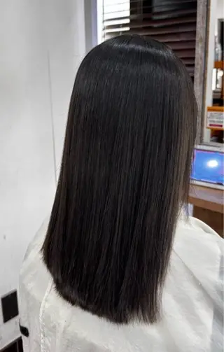 カラー 小林 コトナのヘアスタイル