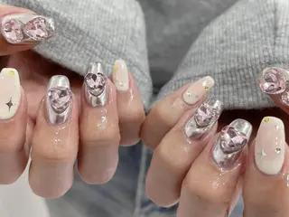 ネイル Shis_🦄shi 韓国風キラキラネイルのネイルデザイン