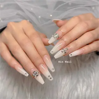 ネイル HIN NAILのネイルデザイン