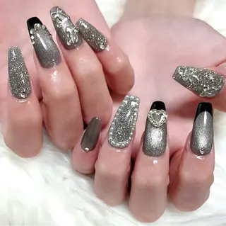 ネイル SUN NAIL reikaのネイルデザイン