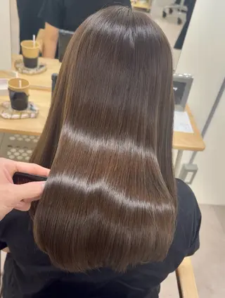 セミロング レイヤー×縮毛矯正 深見 拓のヘアスタイル