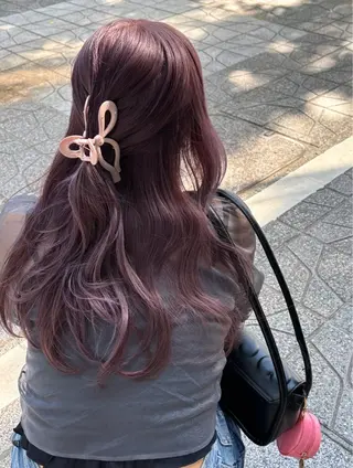 ロング カラー 🍓ハイトーンカラー 🎀nene🍓のヘアスタイル