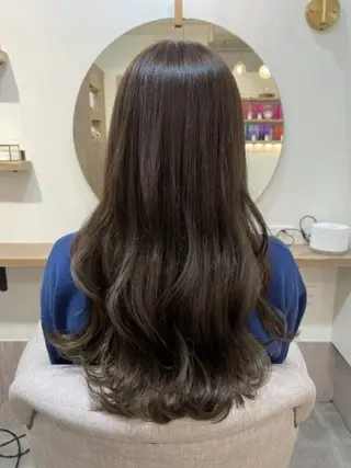 セミロング カラー パーマ 森山 陽菜のヘアスタイル