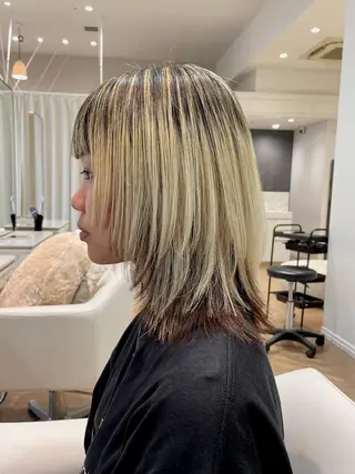 ミディアム ELLE salon サエのヘアスタイル