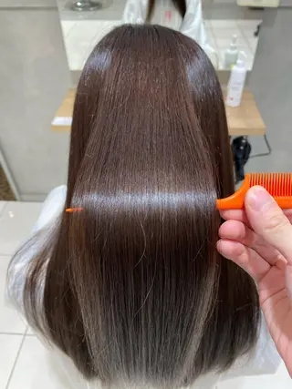 ロング 「くせ毛の神様」 大野銀也のヘアスタイル