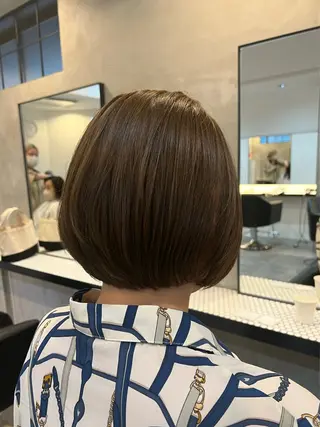 ショート カラー 工藤 梨花のヘアスタイル