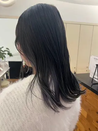 ロング カラー 中村 彩奈のヘアスタイル
