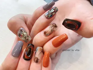 ネイル atelier la vita所属・lavita. mimuraのネイルデザイン