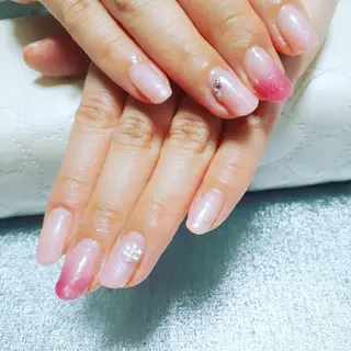 ネイル 鈴木 憂維のネイルデザイン