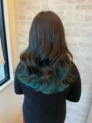 ロング カラー Well's TAIGAのヘアスタイル