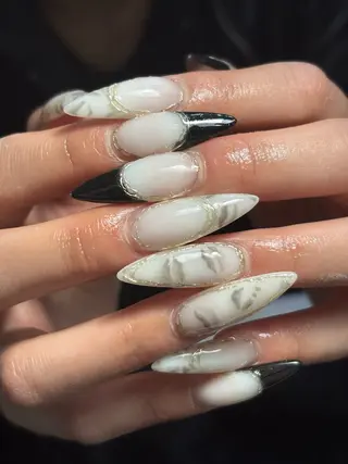 ネイル ✴︎ Delightのネイルデザイン