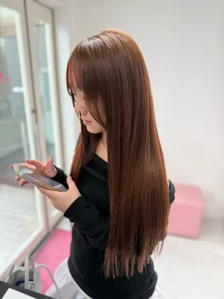 ロング カラー Neolive Luca　御茶ノ水店所属・透明カラー/韓国風 Subaruのヘアスタイル