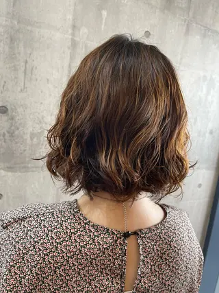 ミディアム art-Lago所属・art-Lago 宮司のヘアスタイル