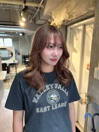 セミロング 心斎橋ヘアカラー ブリーチmarinaのヘアスタイル