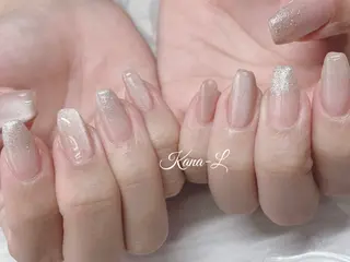 ネイル 芦辺 香奈のネイルデザイン