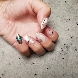 ネイル MU5-nail 金山ネイルサロンのネイルデザイン