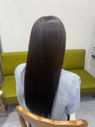 ロング カラー 萩原 彩音のヘアスタイル