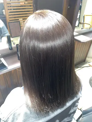 セミロング ash  takasaki所属・大塚 友茉のヘアスタイル