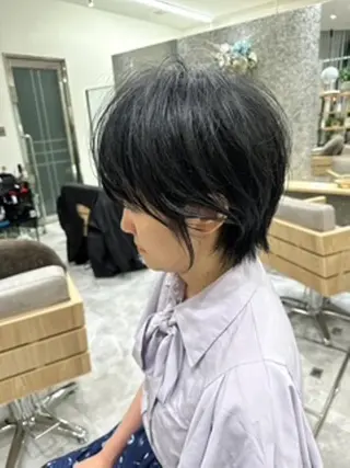 ショート 奈良一番ミルクティー ベージュしています⭐のヘアスタイル