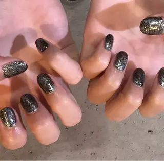 ネイル 藤村 美玖のネイルデザイン