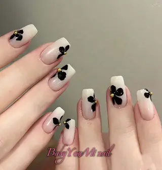 ネイル 服部 あゆみのネイルデザイン