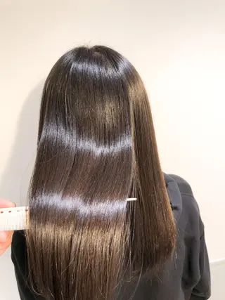 セミロング 髪質改善 suzukiのヘアスタイル