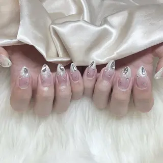 ネイル 🧸fein. rena🩰のネイルデザイン