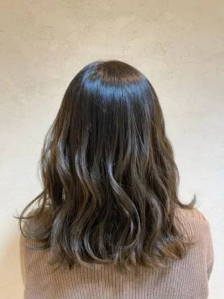 カラー 竹添 有梨沙のヘアスタイル