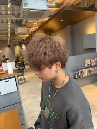 カラー メンズ エマ ピボット 中川店所属・富原崇太/透明感カラ ー/切りっぱなしボブのヘアスタイル