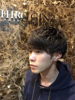 ショート メンズ 岡本 耕太郎のヘアスタイル