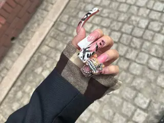 ネイル ONIKA Nail 青山通り店所属・ONIKA Nail 表参道A4🦋2分のネイルデザイン