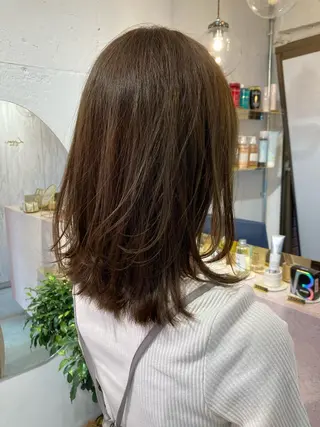 ミディアム カラー Loom .by Sea  ルームバイシー所属・レイヤー/前髪/ 韓国/CHIHIROのヘアスタイル