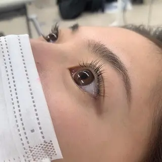 マツエク・マツパ 山村紗慧/透明感カラ ー/クロスパーマのヘアスタイル